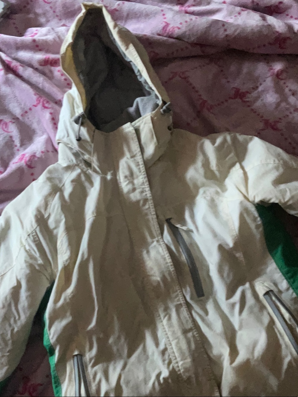 Body Glove Cream Hooded Puffer Jacket with Green Trim